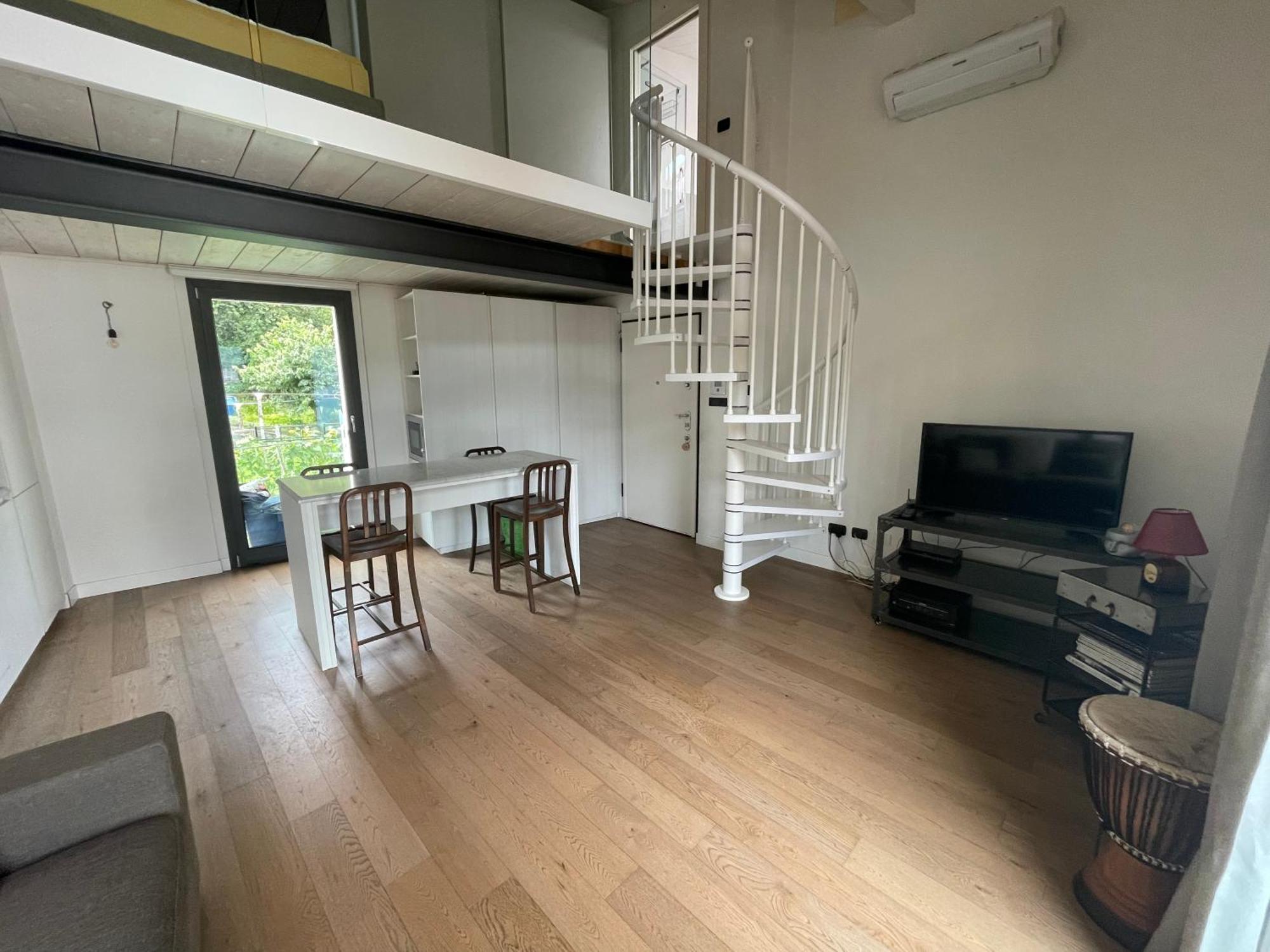 Appartamento Casa P Malgrate Esterno foto